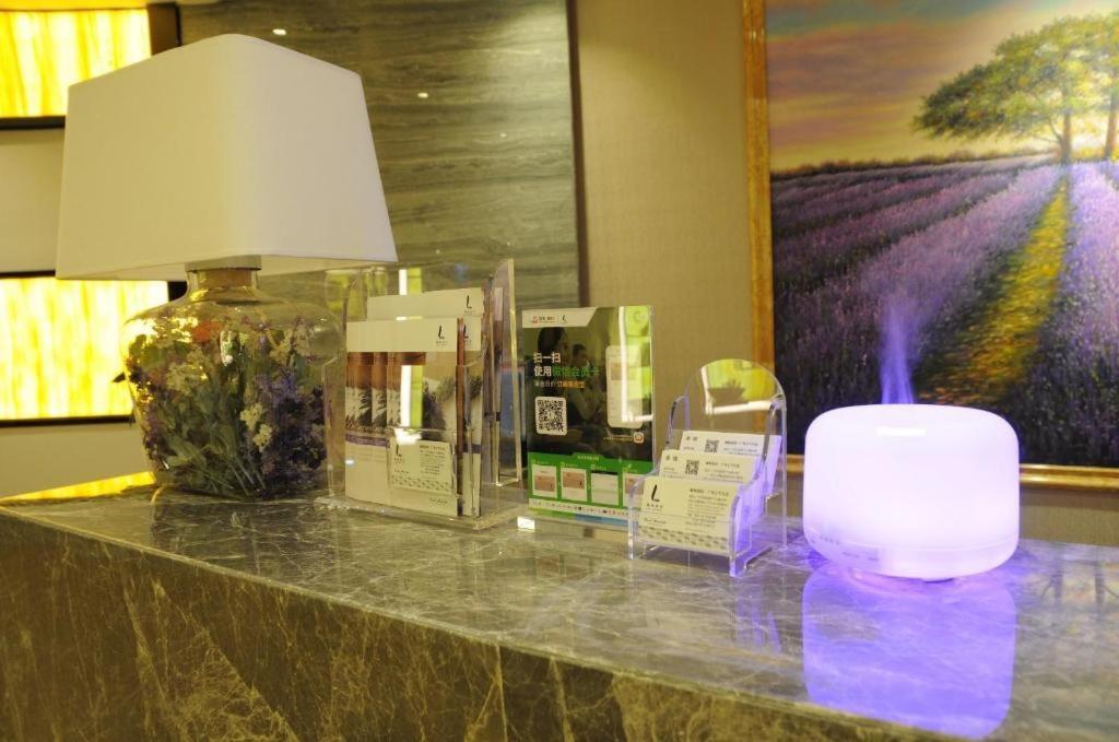 Lavande Hotel Guangzhou Shangxiajiu Pedestrian Street Hualin Temple Metro Station Luaran gambar