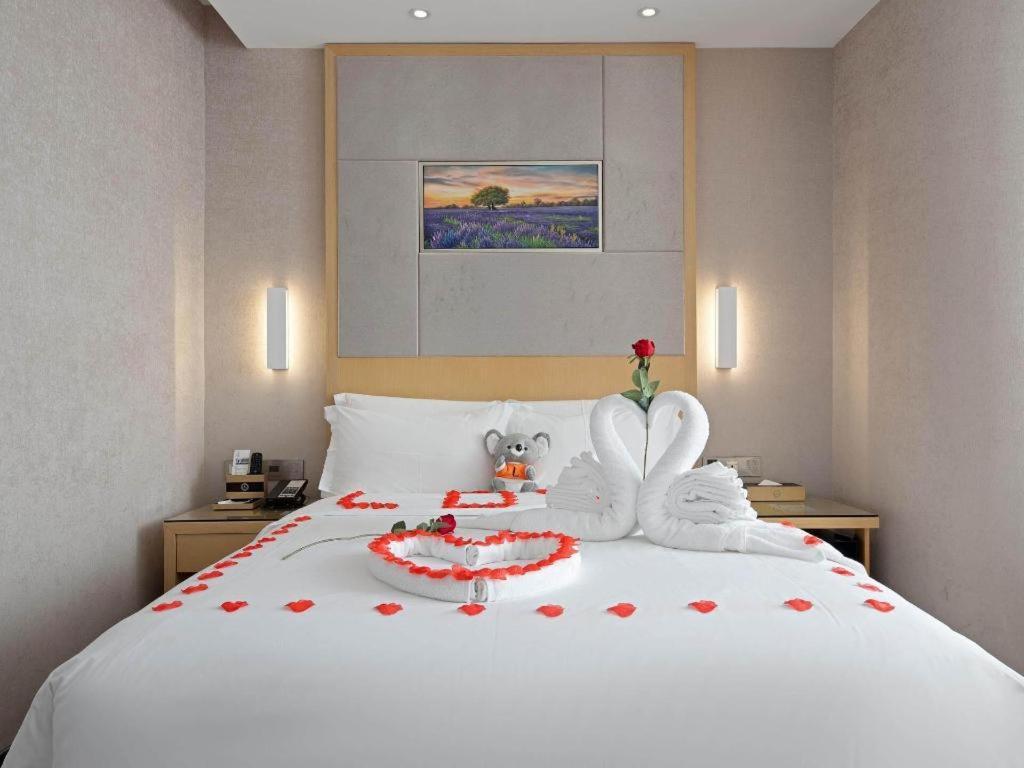 Lavande Hotel Guangzhou Shangxiajiu Pedestrian Street Hualin Temple Metro Station Luaran gambar